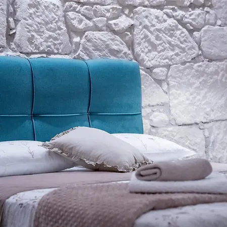 Apartment Ema's Oasis House, Your Perfect Getaway, Free Private Parking And Garden Mostar