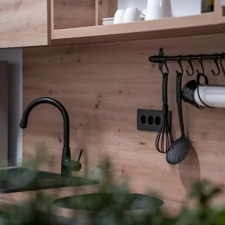 Ema's Oasis House, Your Perfect Getaway, Free Private Parking And Garden * Mostar