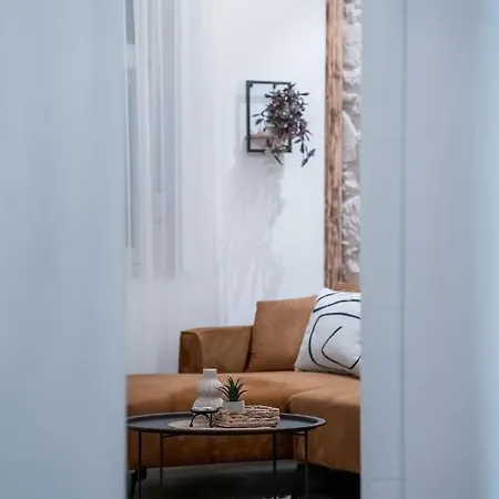 Ema's Oasis House, Your Perfect Getaway, Free Private Parking And Garden * Mostar